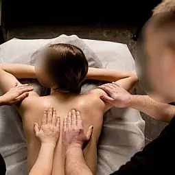 Masaż tantryczny na 4 ręce 