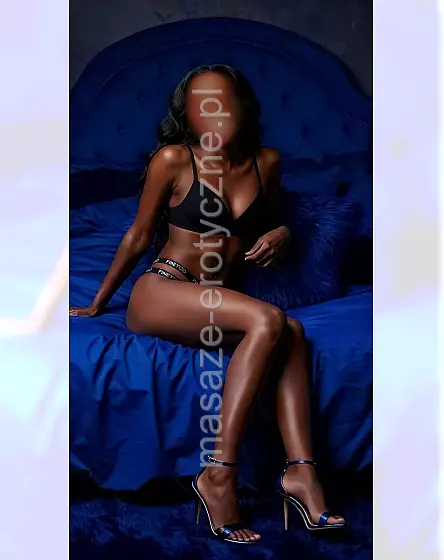 JENNIFER - LUXURY  MASSAGE 