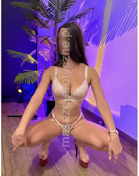 Zoya Nuru